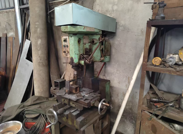 常州地区工厂处理剪板机2台、冲床、电焊机等设备