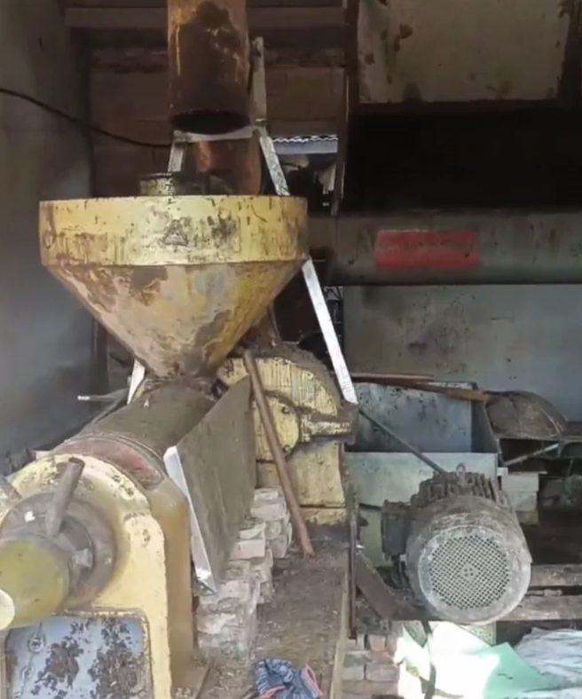 徐州地区工厂处理三吨熬炼锅全套设备