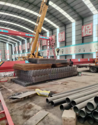 济南地区公司处理2台25米跨度龙门吊