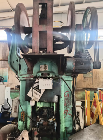 潍坊地区工厂处理160吨摩擦压力机