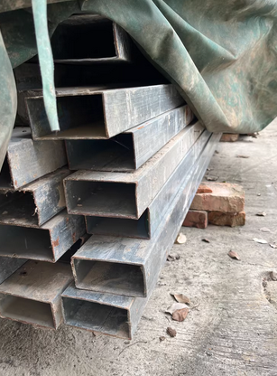 武汉地区处理1批镀锌方管、槽钢