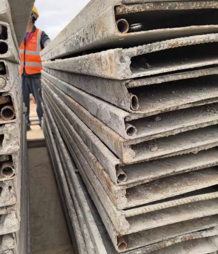 深圳地区处理工地钢模板一批