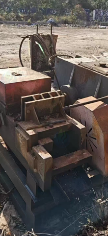 安康地区处理750钢筋颗粒机、中联230挖掘机、重型废钢破碎