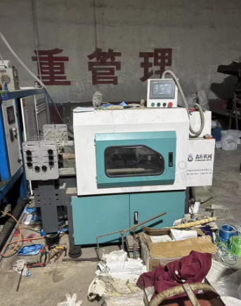 潍坊地区处理2台5匹冷水机 森恒模内贴标机