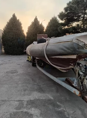 秦皇岛地区处理8.8米玻璃钢船皮