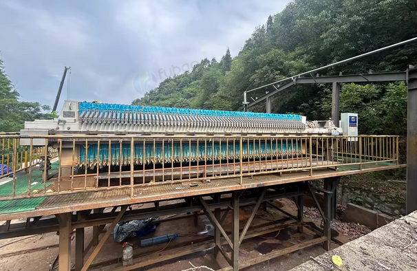 十堰地区处理1批油桶、振动筛、压滤机、全自动给药机等