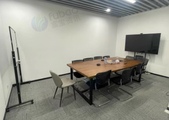 青岛地区公司不干了处理1批显示器 会议桌 凳子 柜子等办公用品