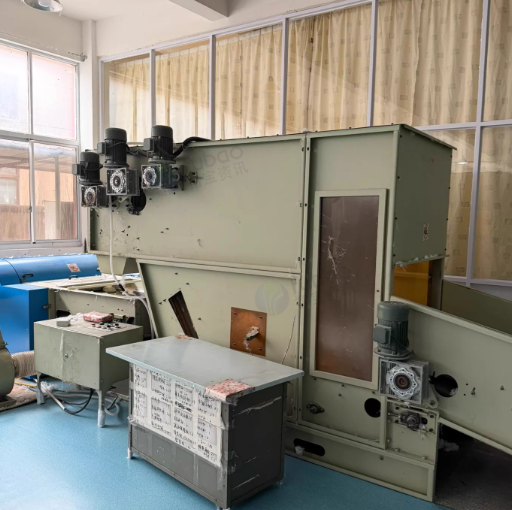 南通地区工厂处理枕芯自动加棉机