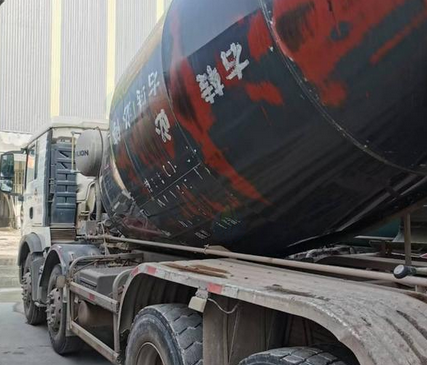 成都地区处理豪沃12方混泥土罐车