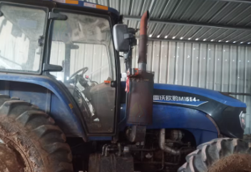 潍坊地区处理雷沃欧豹M1554拖拉机