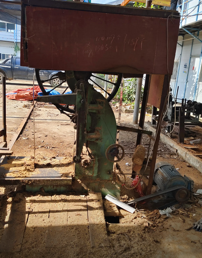 百色地区工厂处理2台带锯