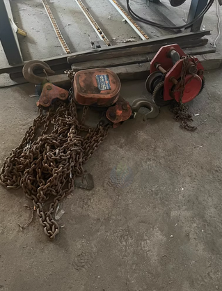 北京地区工厂处理通风管道加工设备冲床、铆钉机、等离子切割机、拱扳法兰机、气动折弯机、角钢法兰机、升降机、起重机等