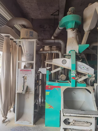 百色地区处理商用碾米机