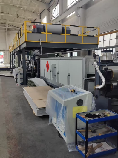 常州地区工厂处理蜂窝板三维板复合生产设备一套