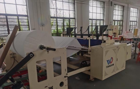 临沂地区纸业公司处理2200型卫生纸复卷机