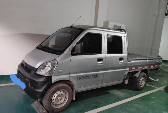 遵义地区处理五菱荣光小卡双排货车