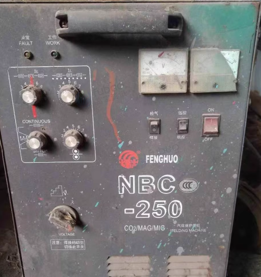 徐州地区工厂处理实心轴卷板机、等离子切割机、套丝机等