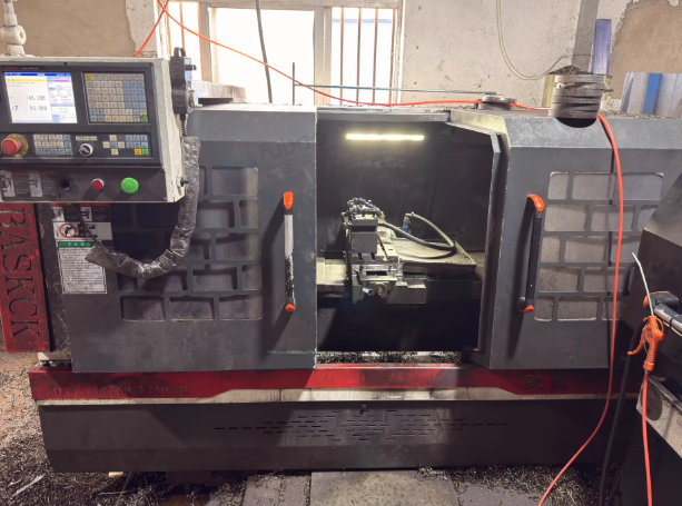 常州地区工厂处理博昂6140数控车床2台