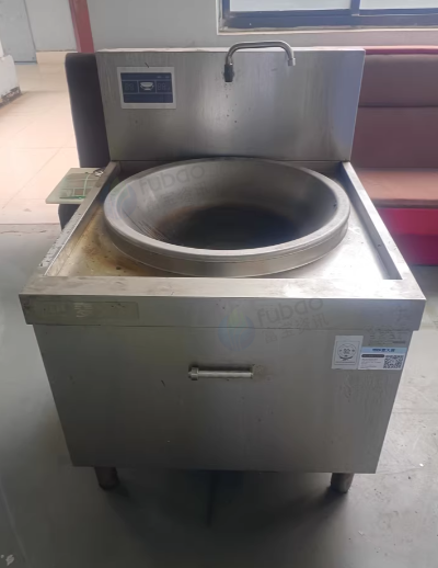 无锡地区处理双开门九层新消毒柜、七层新蒸箱、大型炒锅炉