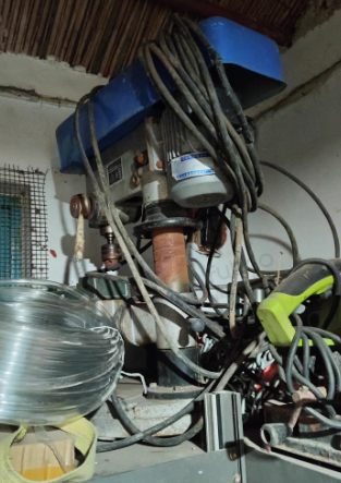 青岛地区处理切铝锯 台转 气泵 切割机 电箱零散工具等