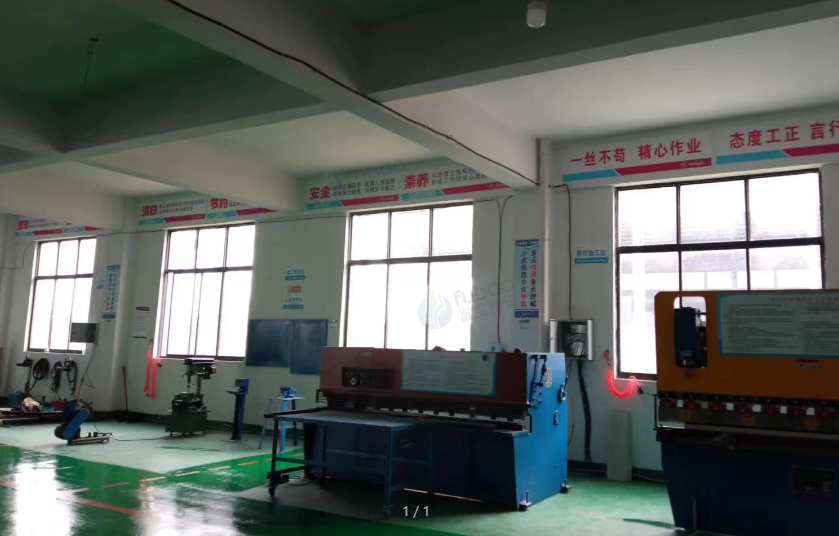 淮安地区工厂处理2.5m剪板机1台、折弯机1台