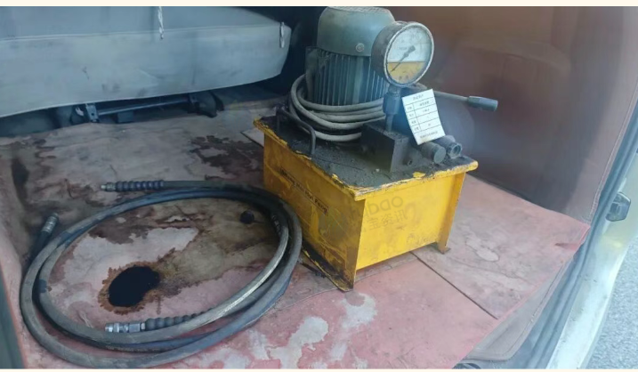 常州地区工厂处理桂林正菱机床厂Z3080钻床1台、TJK6916数控落地镗铣床1台