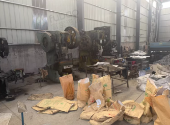 济南地区工厂处理多台扬力冲床