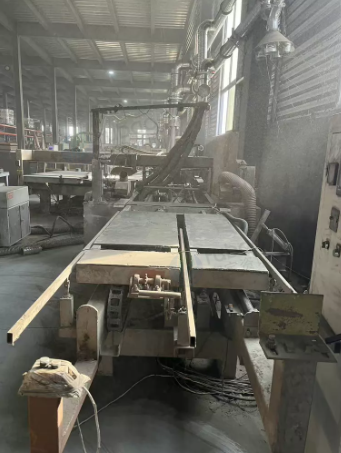 临沂地区工厂处理极东830数控裁板锯 48尺修边锯