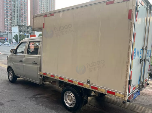 荆门地区处理双排集装箱小货车