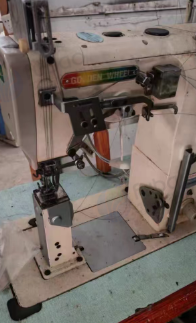 中山地区处理金轮牌四针六线缝纫机、四线包边机