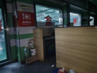 济南地区处理6台中央空调  烤箱 蒸箱 冰柜 展示台 桌椅板凳 消毒柜 纯铜电缆等