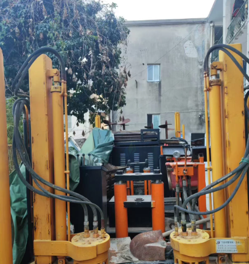 无锡地区工厂处理迪信牌DYLC型履带式静力触探设备