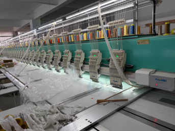 潍坊地区工厂处理2台高速绣花机