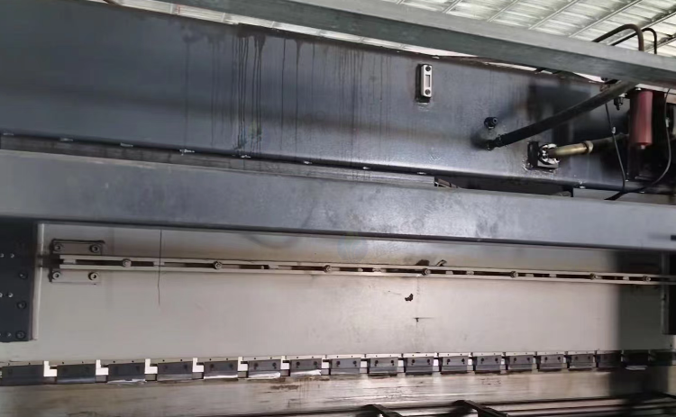 湛江地区处理数控折弯机、剪板机、门框调试架、重形双头冲