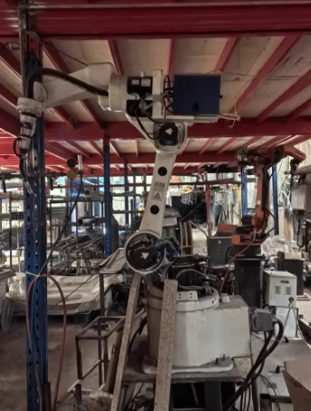 枣庄地区公司转型处理焊接机器人