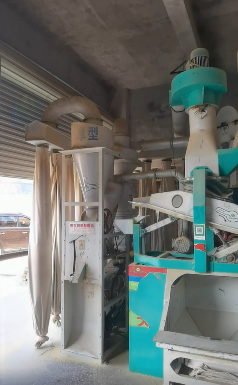 百色地区处理商用碾米机
