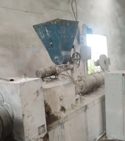 昆明地区处理65锥形双镙杆挤出机