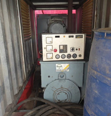 徐州地区工厂处理300KW发电机组