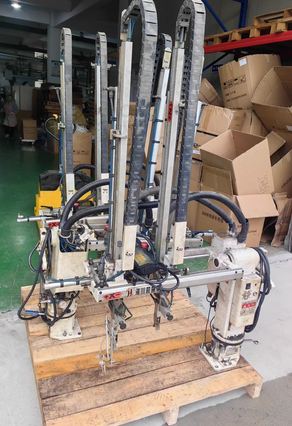 福州地区处理海川双斜臂机械手3台