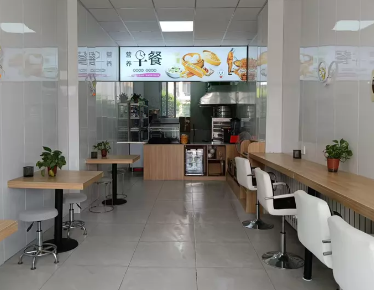 沈阳地区处理餐饮店厨房操作台、展示柜、消毒柜、储物柜、桌椅