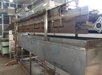 聊城地区个人处理五香花生热风炉 600公斤油炸花生全自动生产线