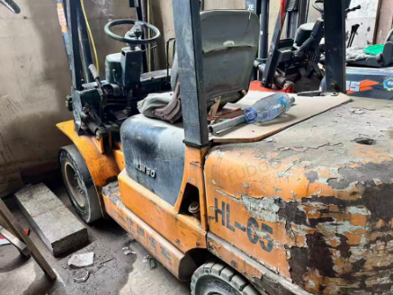 福州地区处理杭叉30叉车一台
