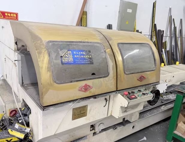 深圳地区工厂处理门窗设备、双头锯设备