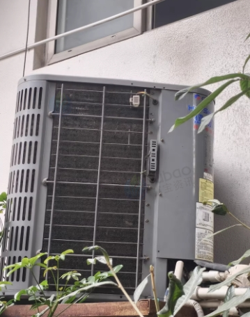 成都地区处理格力3匹、江鹿5匹空气能、增压泵、4个循环泵、1个10吨水箱