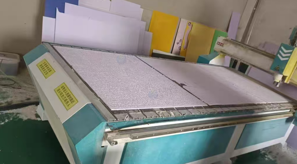 长沙地区工厂处理X丫裁切机 、雕刻机1325型