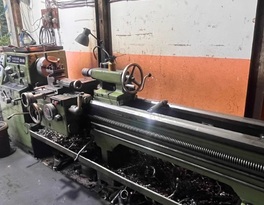 黔南地区处理自用大连Cd6140A两米车床