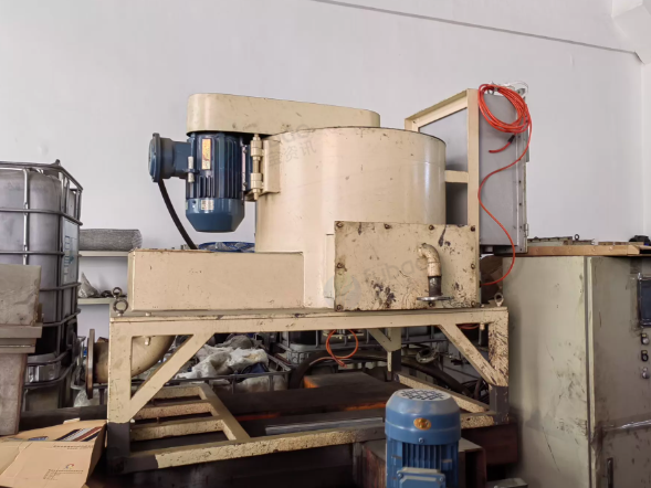 常州地区工厂处理4KW海利尔离心机