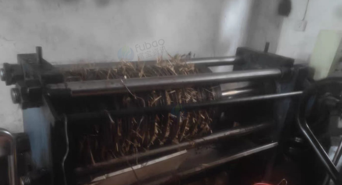 株洲地区油坊处理卧式榨油机、压饼机、打粉机、12千瓦蒸汽发生器、花生剥壳机等