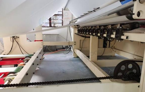 临沂地区纸业公司处理2200型卫生纸复卷机