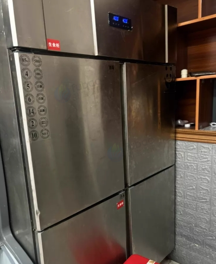 贵阳地区处理商用电器一批、消毒柜、冰箱、电磁炉、切片机等